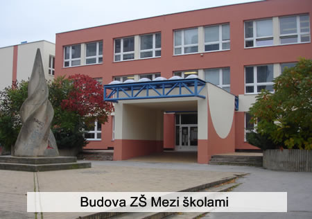 Budova ZŠ Mezi školami, kde je umístěna naše logopedická ambulance